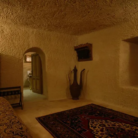 Phocas Cave Hotel