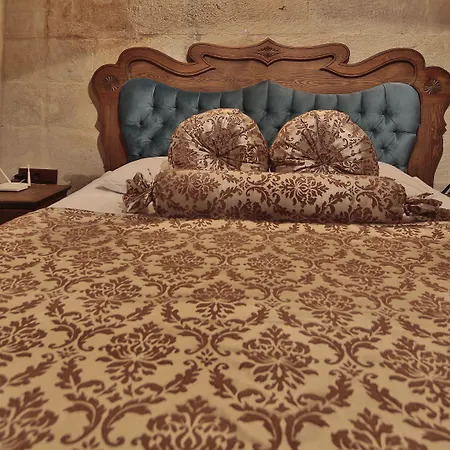 Hotel Phocas Cave 2*