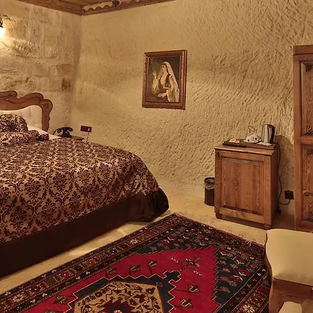 Phocas Cave Hotel