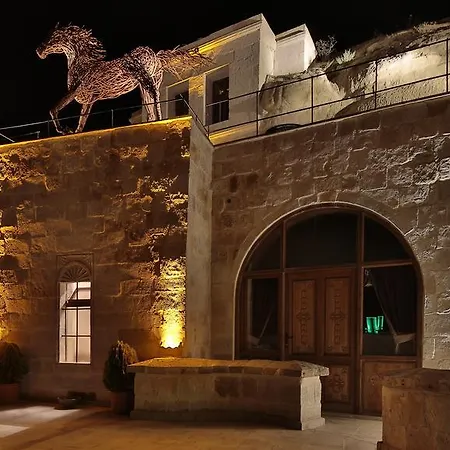 Phocas Cave Hotel 2*