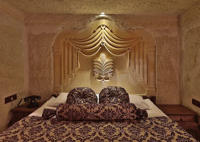 Hotel Phocas Cave 2*