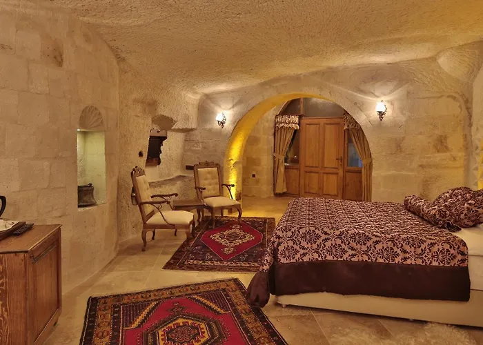 Hotel Phocas Cave 2*